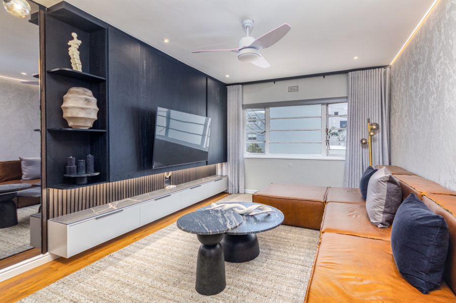 To Let 2 Bedroom Property for Rent in Green Point Western Cape